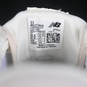 New Balance 230
