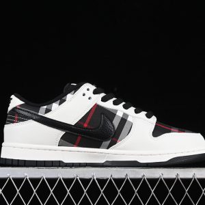 Nike SB Dunk Low Supreme