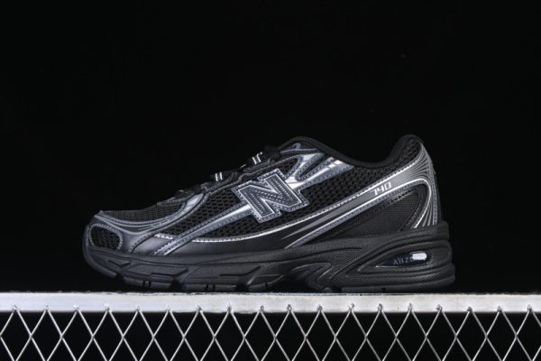 New Balance 740
