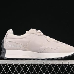 New Balance 230