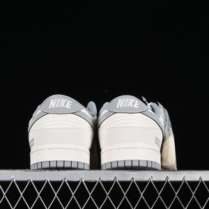 Nike SB Dunk Low Supreme