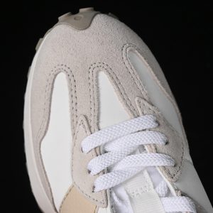 New Balance 230