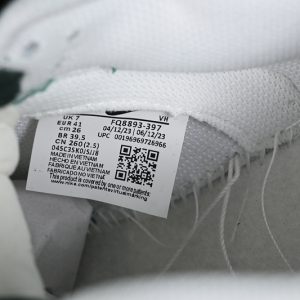 Nike Dunk Low SB Green Snake Pro