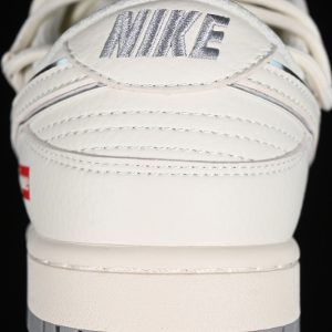 Nike SB Dunk Low Supreme