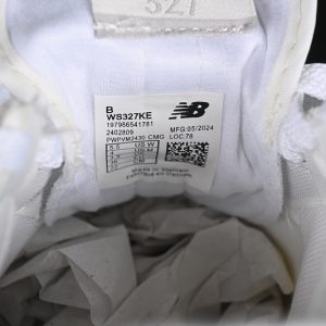 New Balance 230