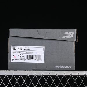New Balance 230
