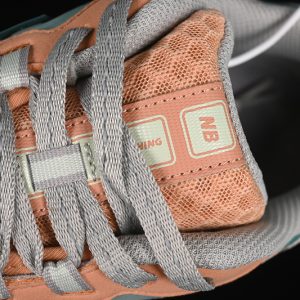 New Balance 1906