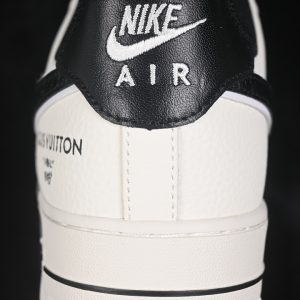 Nike Air Force 1 Low Casual Sneakers