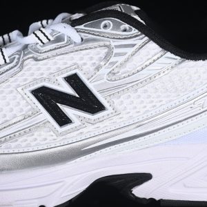 New Balance 740