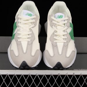 New Balance 230