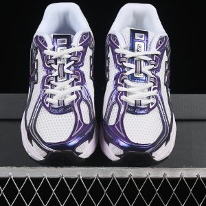 New Balance 740