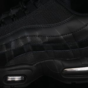 Nike Air Max 95 Essential