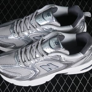 New Balance 530