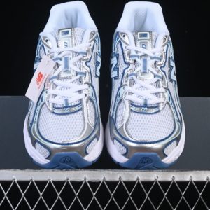 New Balance 740