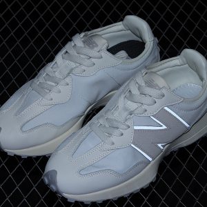 New Balance 230