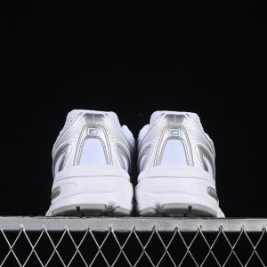 New Balance 740