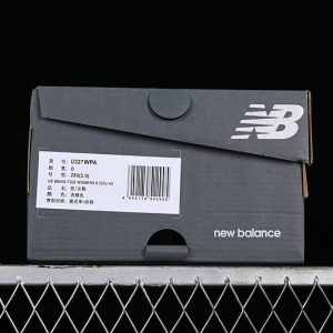 New Balance 230