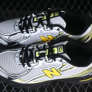 New Balance 740