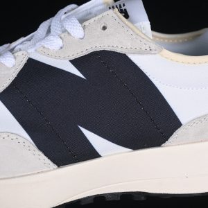 New Balance 230