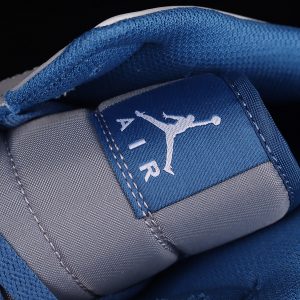 Nike Jordan 1 Mid