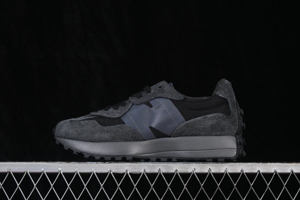 New Balance 230