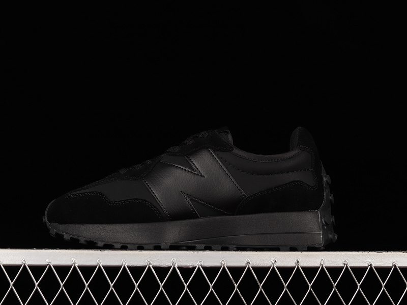 New Balance 230