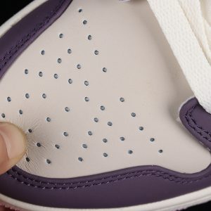 Nike Jordan 1 Mid