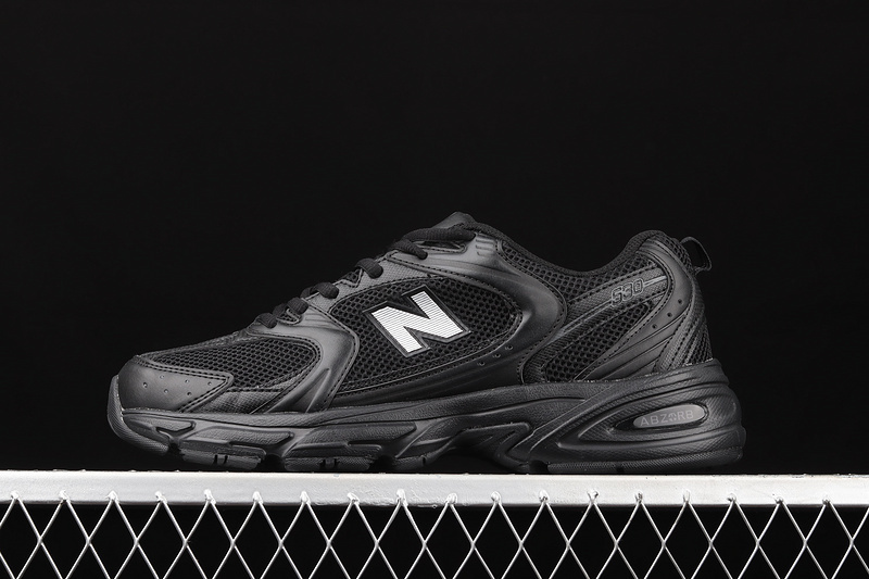New Balance 530
