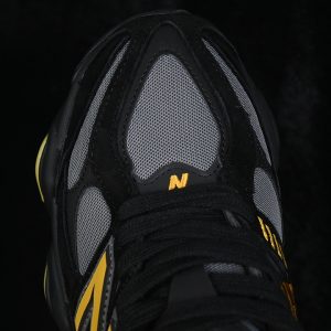 New Balance Retro Casual Sports Shoes