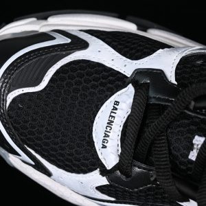 Balenciaga Runner Kith Four.color