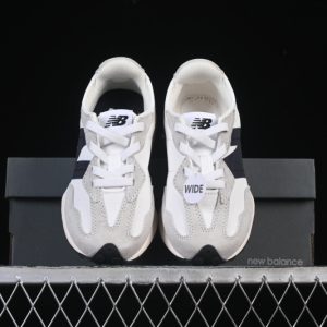 New Balance 230