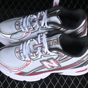 New Balance 740