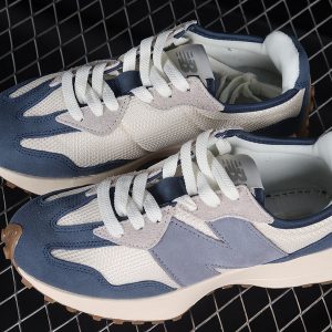 New Balance 230