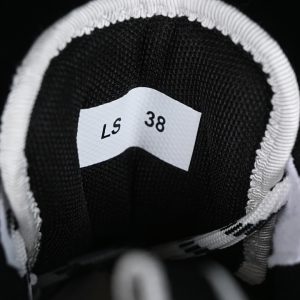 Dior B33