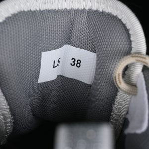 Dior B33