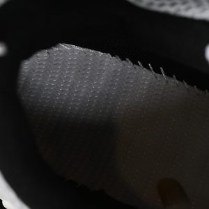 Dior B33