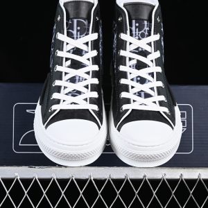 Dior B23