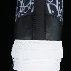 Dior B23