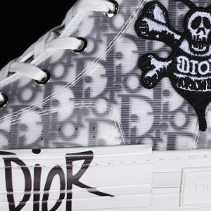 Dior B23