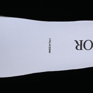 Dior B23