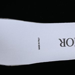 Dior B23