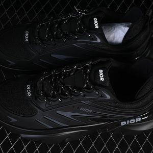 Dior B22