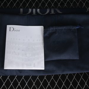 Dior B30