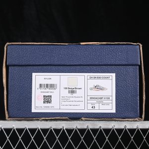 Dior B30