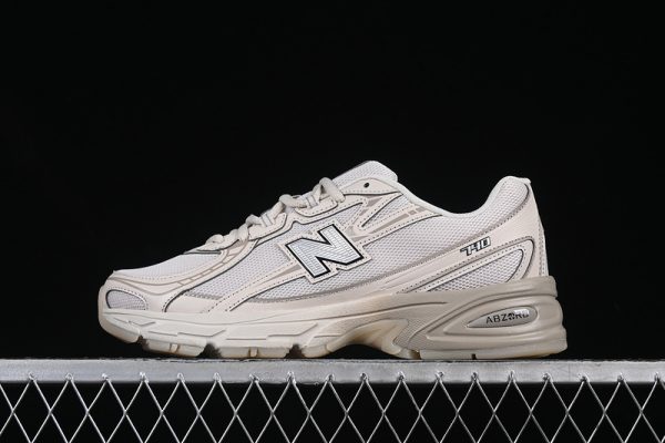 New Balance 740