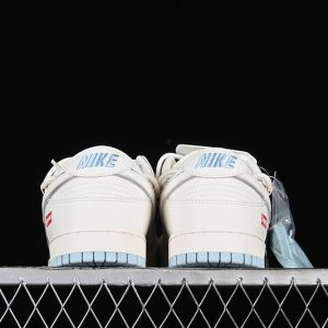 Nike SB Dunk Low Supreme