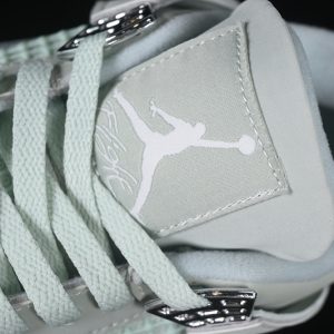 Nike Jordan 4