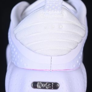 Nike Mind 002