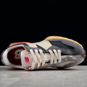 New Balance 230