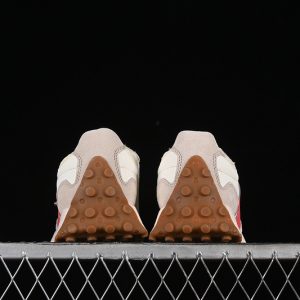 New Balance 230